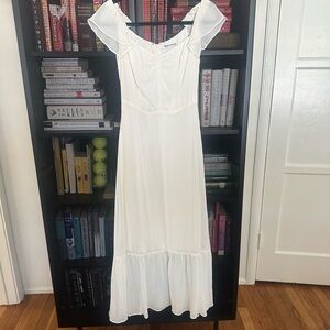 Reformation, ivory dress size 4!! Worn once! Practically new!!
